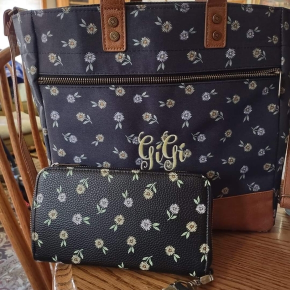 All about the Benjamins wallet - Picture 10 of 11